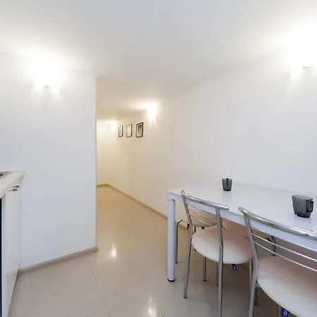 Riviera Apartment